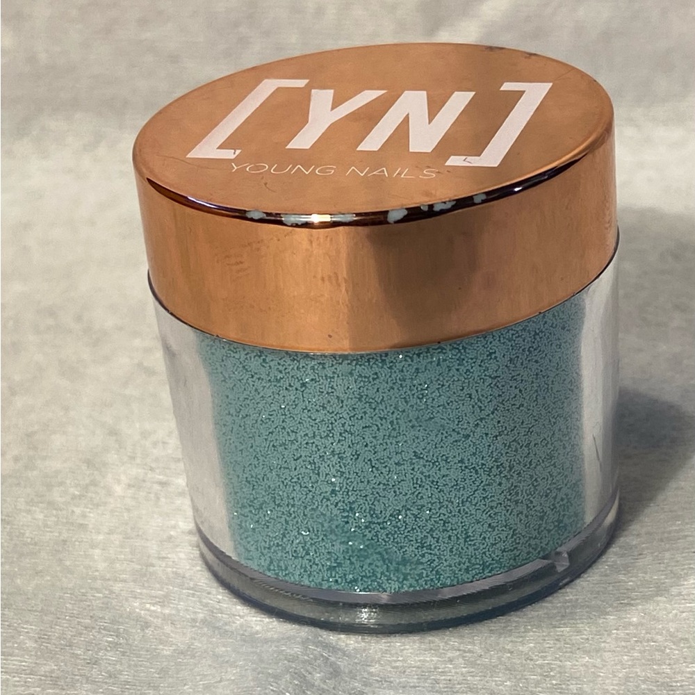Young nails glitter “talk soon”